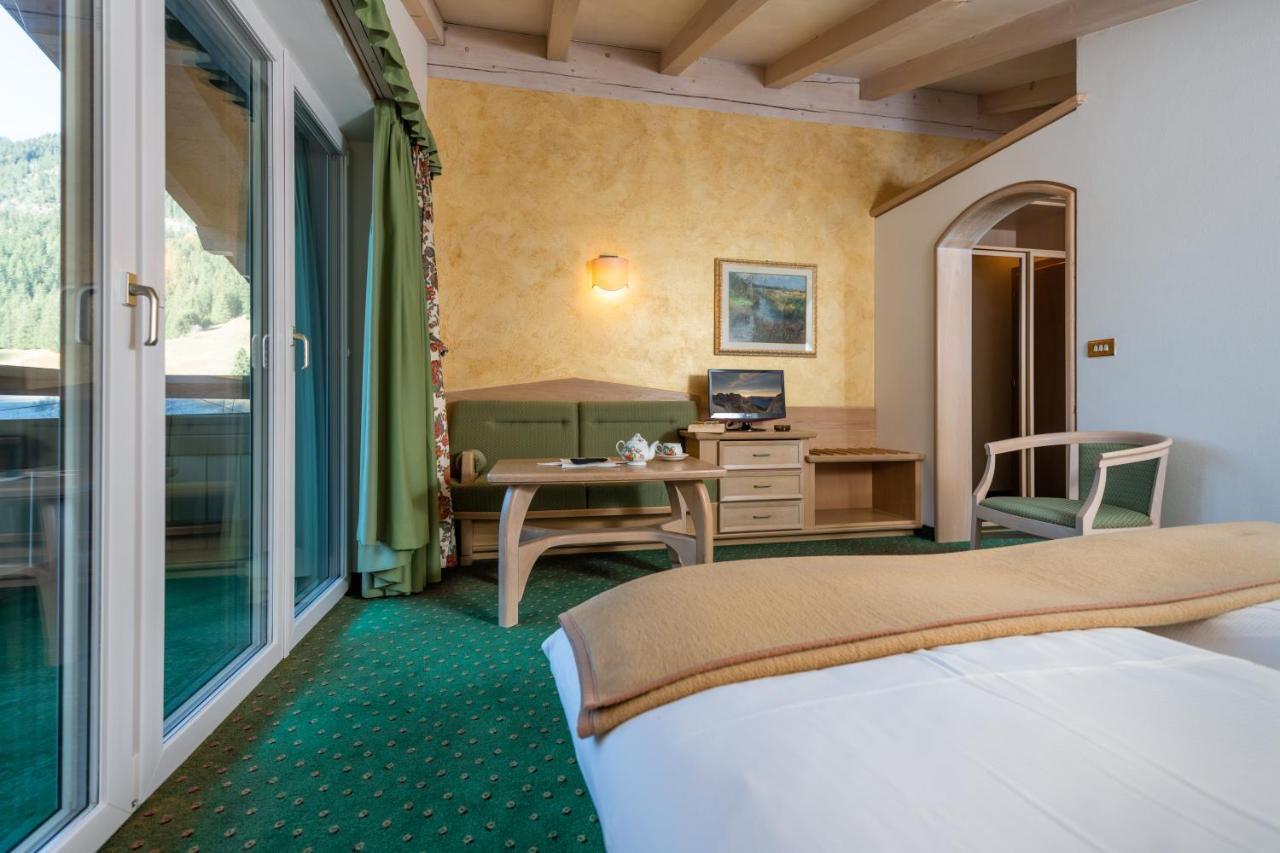 Albergo Contrin Campitello di Fassa Dış mekan fotoğraf